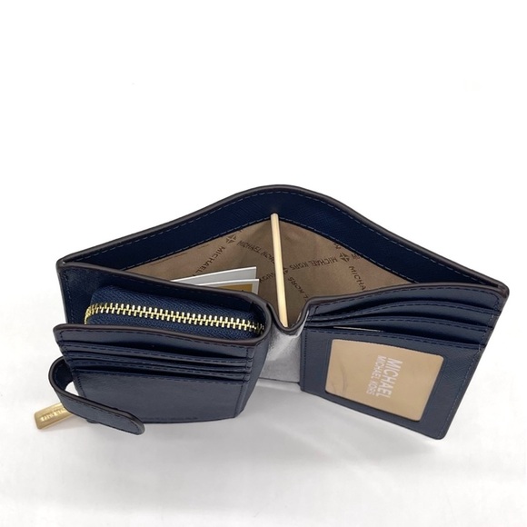 Michael kors Medium Saffiano Leather Wallet - Picture 2 of 8